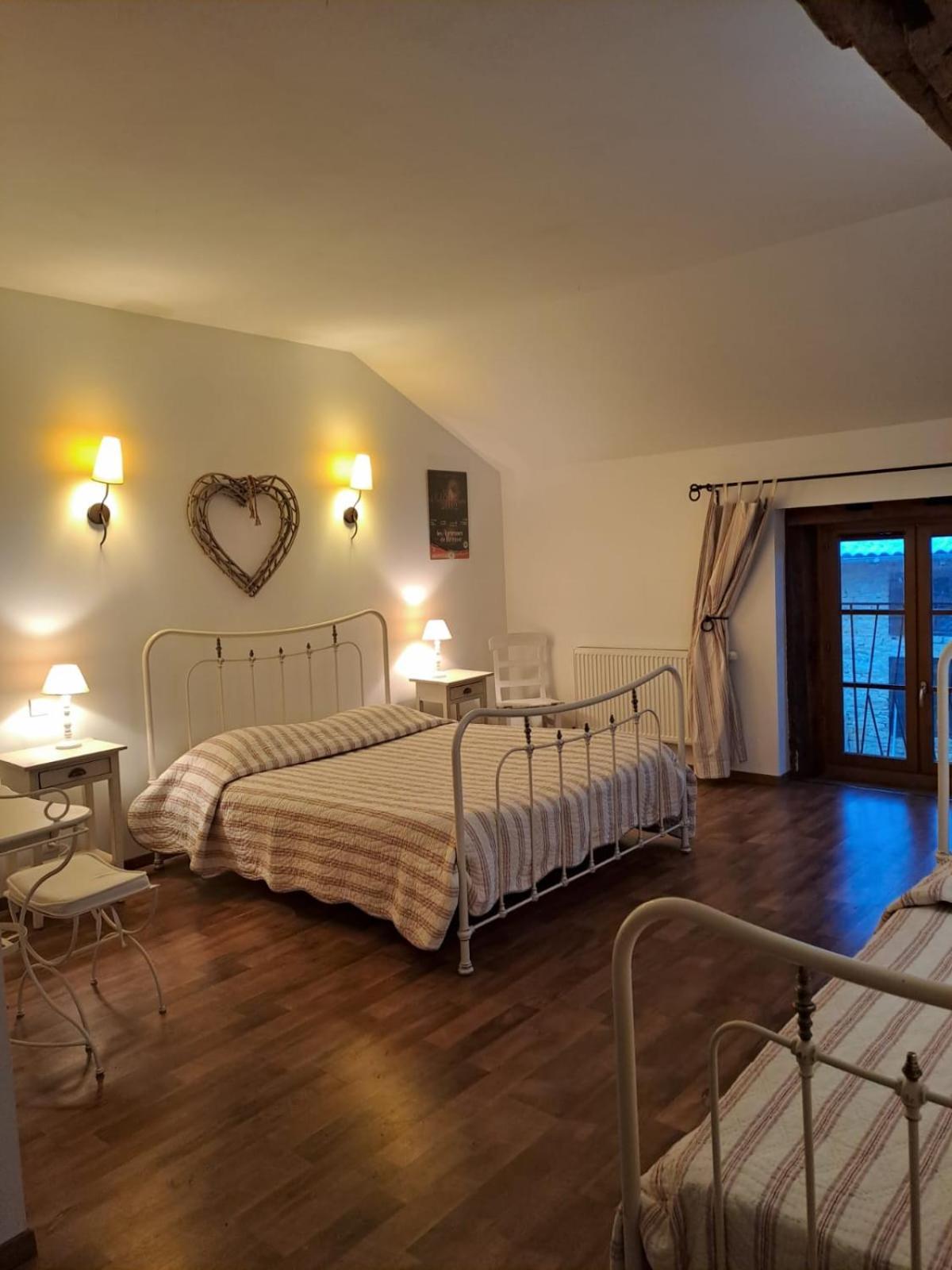 Le Moulin Du Fay Bed & Breakfast Villemotier Exterior foto